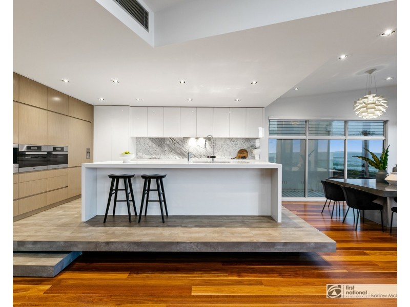 47 Esplanade, Seaholme VIC 3018