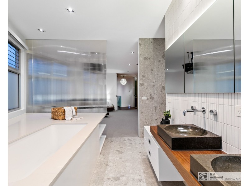 47 Esplanade, Seaholme VIC 3018