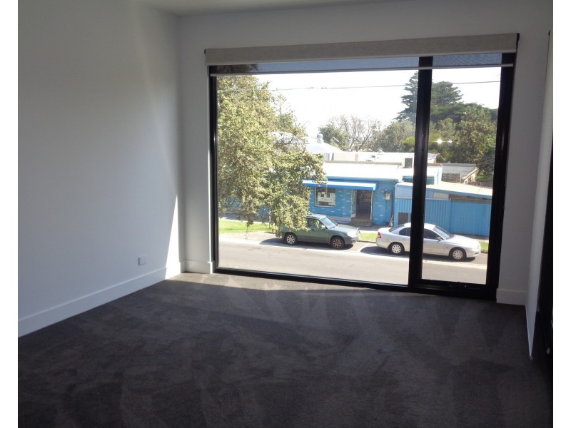 2 Bent Street, Altona VIC 3018