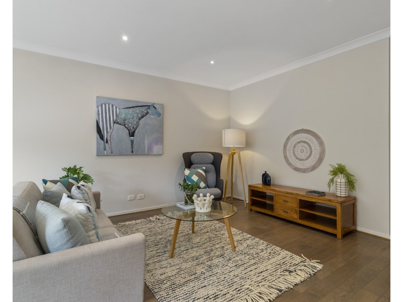 2/47 Maidstone Street, Altona VIC 3018