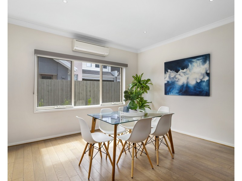 2/47 Maidstone Street, Altona VIC 3018