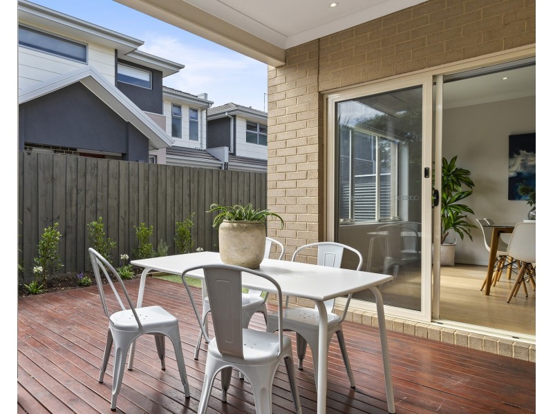 2/47 Maidstone Street, Altona VIC 3018