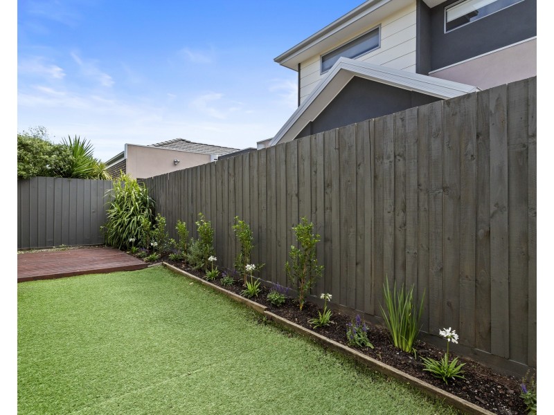 2/47 Maidstone Street, Altona VIC 3018