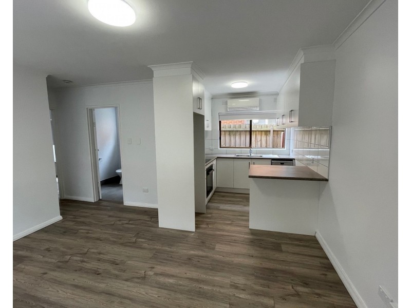 2/70 Queen Street, Altona VIC 3018