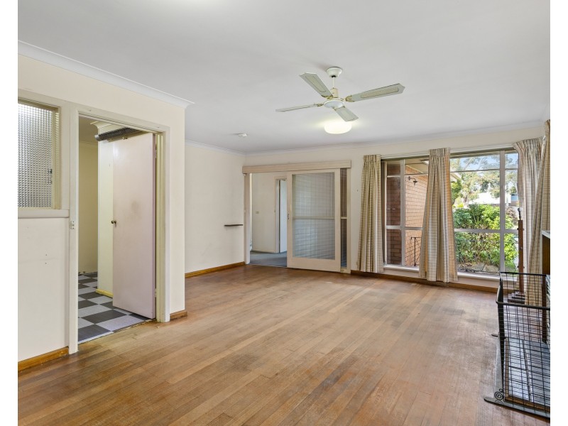 33 Central Avenue, Seaholme VIC 3018