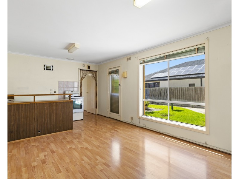 33 Central Avenue, Seaholme VIC 3018