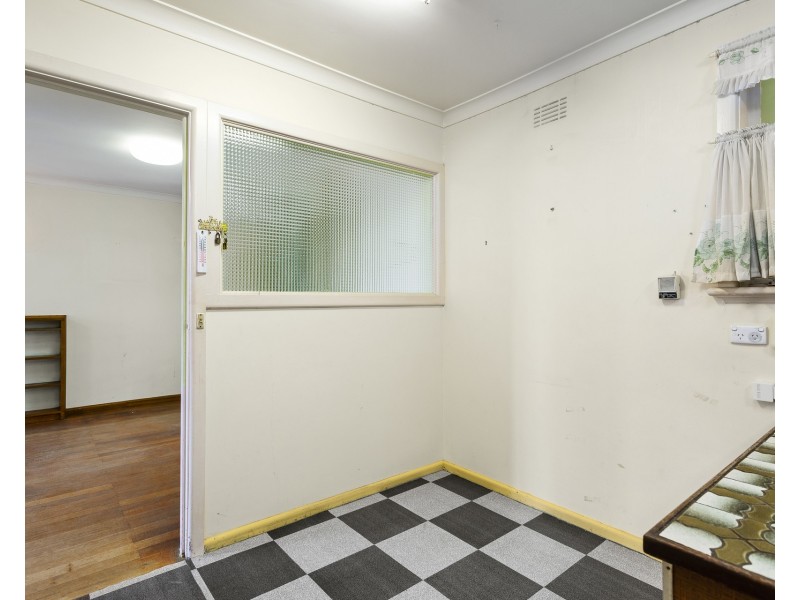 33 Central Avenue, Seaholme VIC 3018