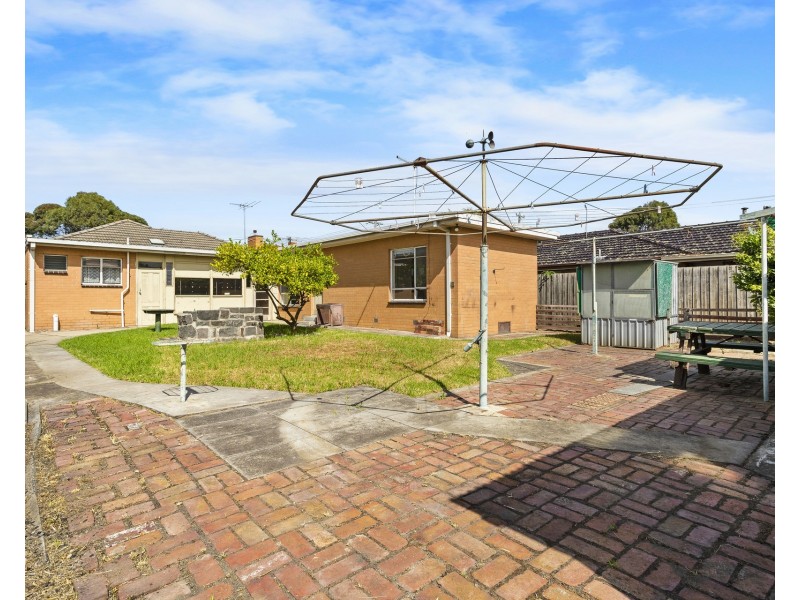33 Central Avenue, Seaholme VIC 3018
