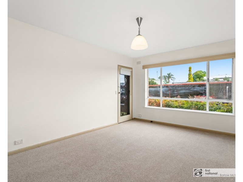 3/83 Railway Street North, Altona VIC 3018
