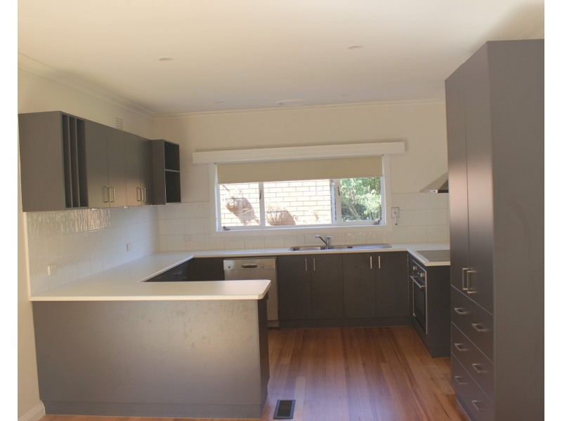 1 Dean Court, Altona North VIC 3025