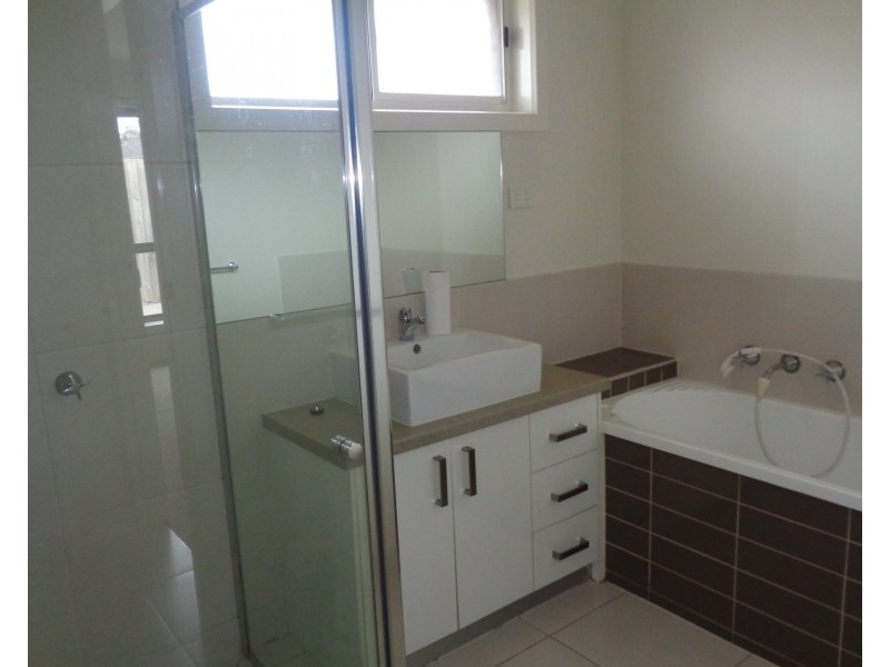 1/347 Queen Street, Altona Meadows VIC 3028