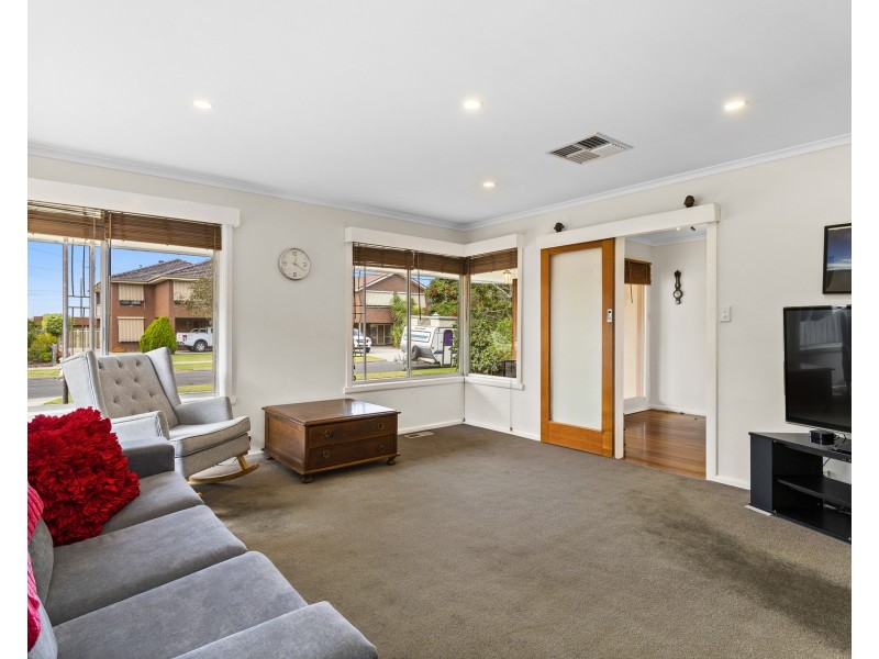 65 Simmons Drive, Seaholme VIC 3018