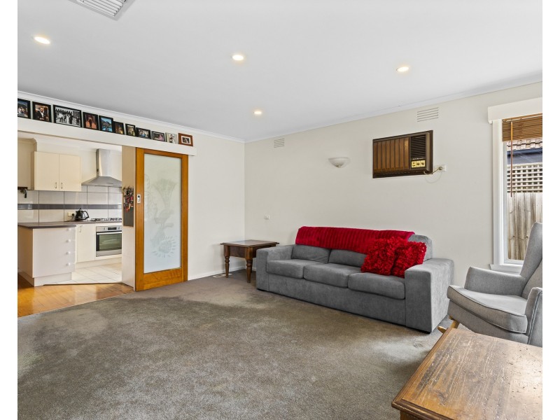 65 Simmons Drive, Seaholme VIC 3018