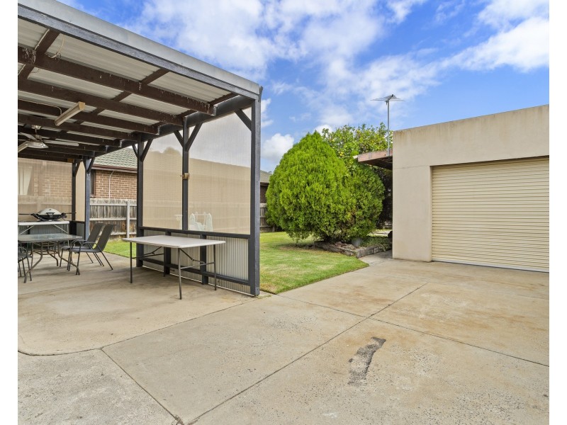 65 Simmons Drive, Seaholme VIC 3018