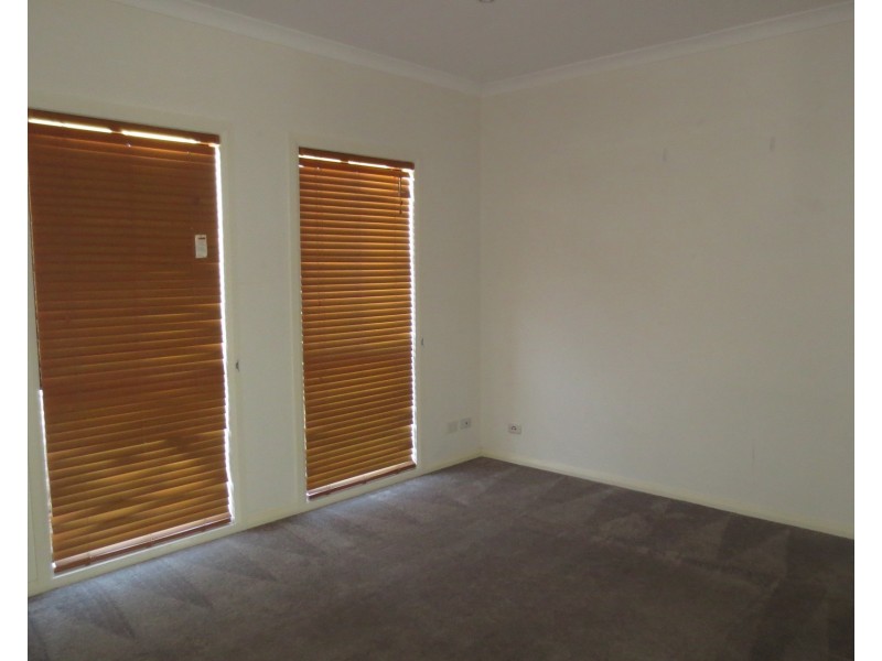 1/9-10 Birkett Court, Altona Meadows VIC 3028