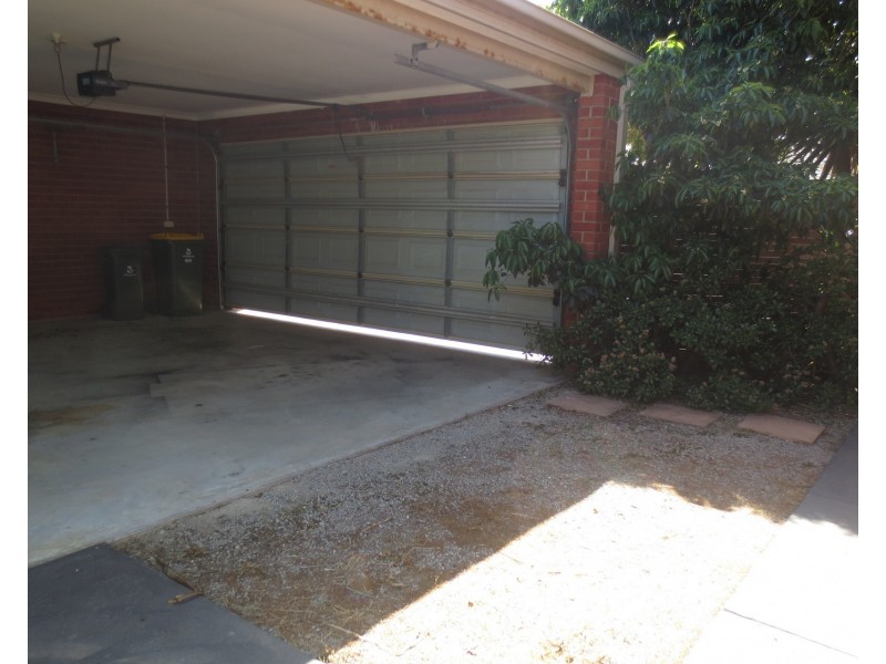 1/9-10 Birkett Court, Altona Meadows VIC 3028