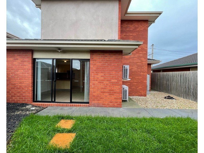 1/9-10 Birkett Court, Altona Meadows VIC 3028