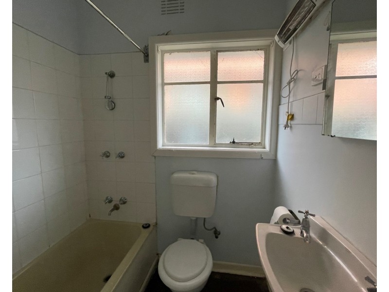 187 Esplanade, Altona VIC 3018