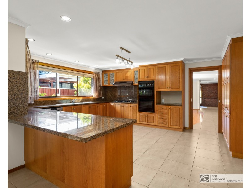 3 Kowhai Close, Altona Meadows VIC 3028