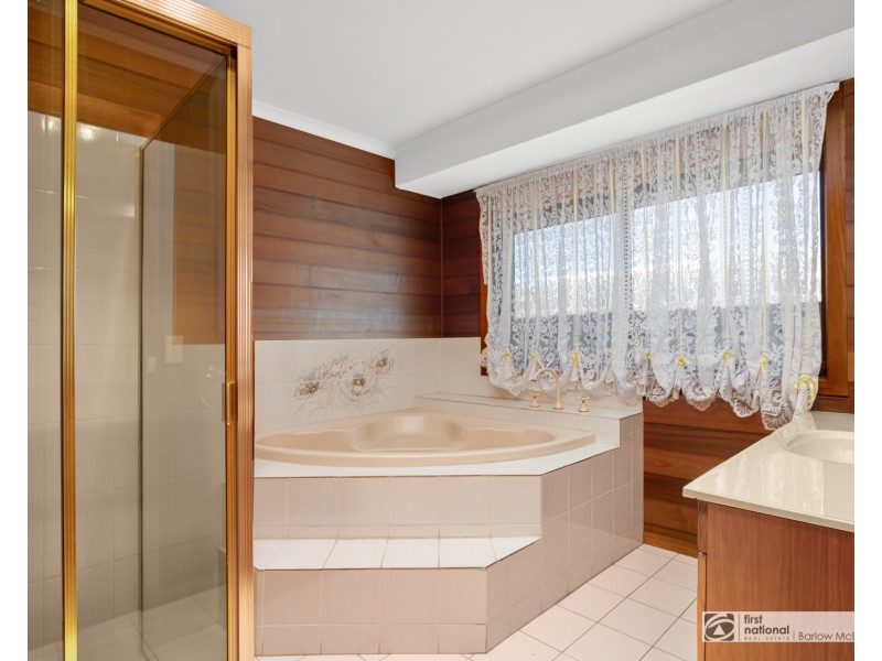 3 Kowhai Close, Altona Meadows VIC 3028