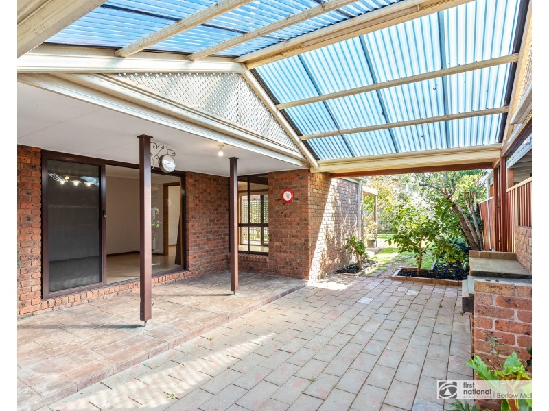 3 Kowhai Close, Altona Meadows VIC 3028