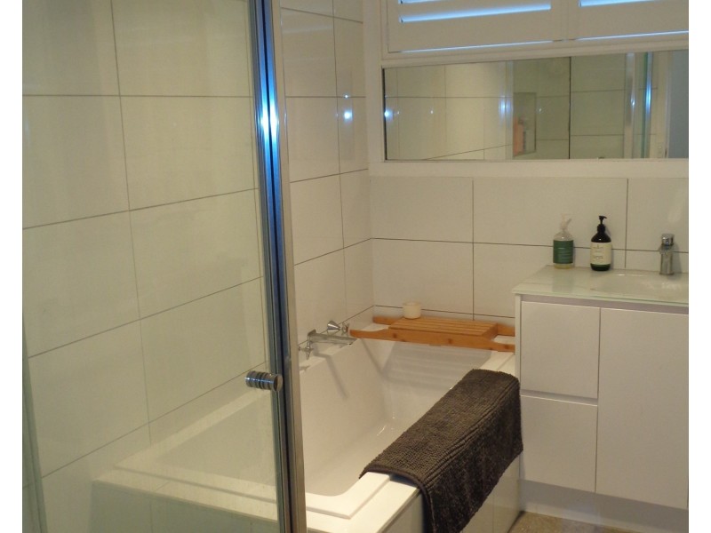 86 Hook Street, Altona Meadows VIC 3028