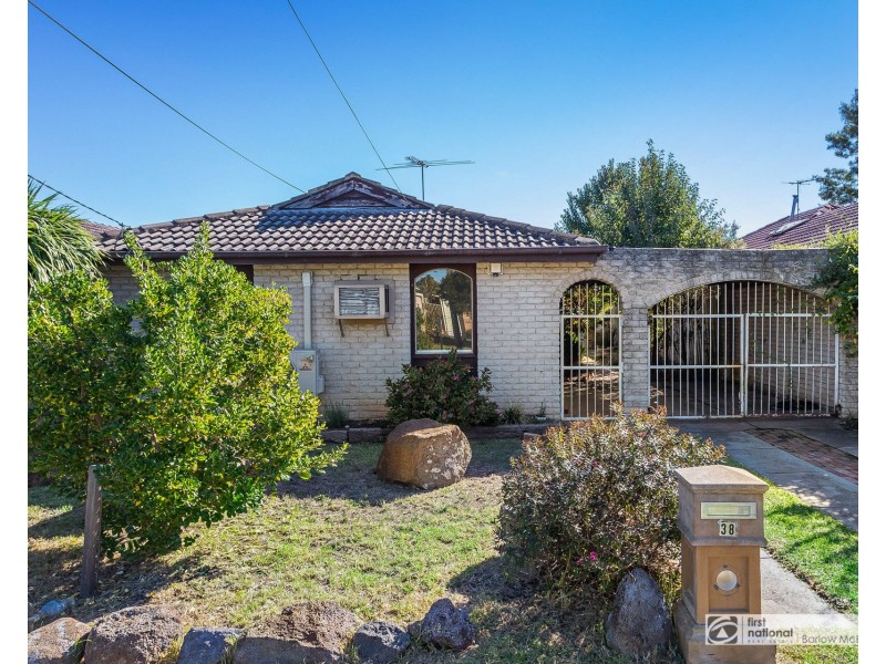 38 Kiora Street, Altona Meadows VIC 3028