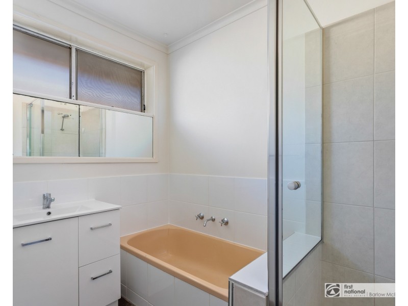 38 Kiora Street, Altona Meadows VIC 3028