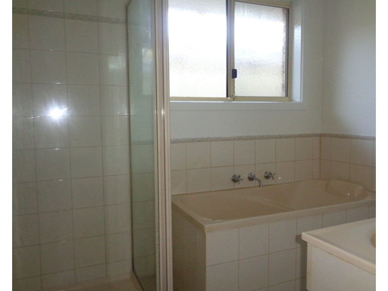 30A Myrtle Grove, Altona VIC 3018