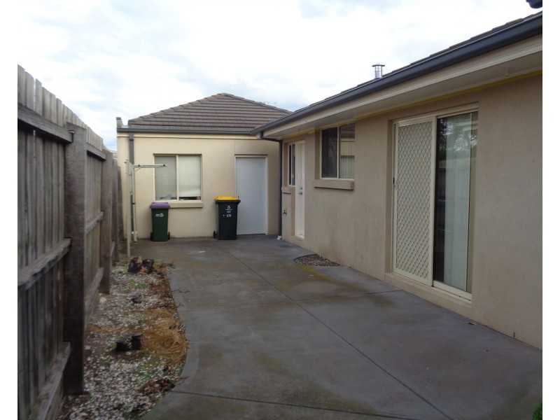 1/176 Blyth Street, Altona VIC 3018