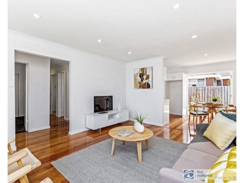 3/233 Esplanade, Altona VIC 3018