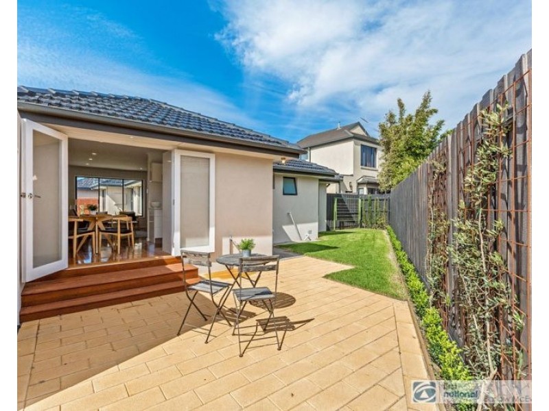 3/233 Esplanade, Altona VIC 3018