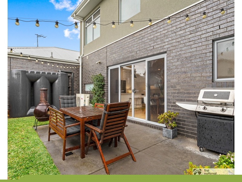 2/19 Linnet Street, Altona VIC 3018