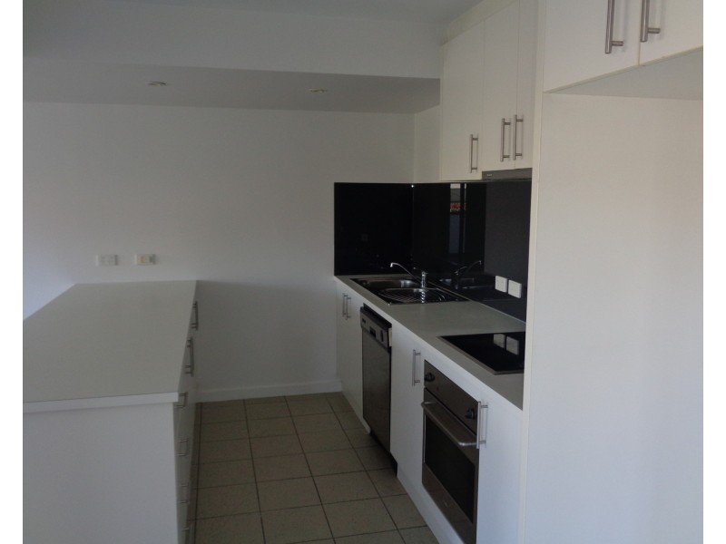 4/163 Queen Street, Altona VIC 3018