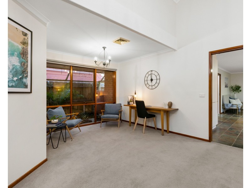 6 Pringle Place, Altona Meadows VIC 3028