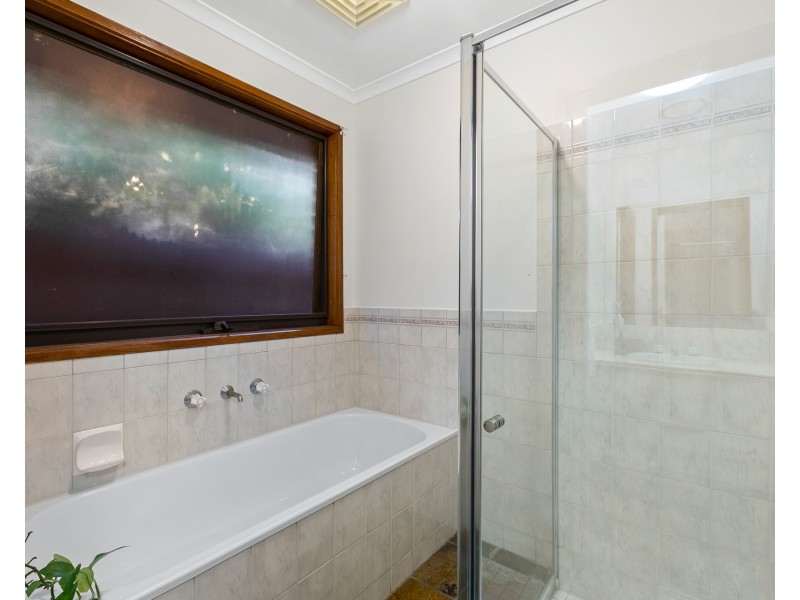 6 Pringle Place, Altona Meadows VIC 3028