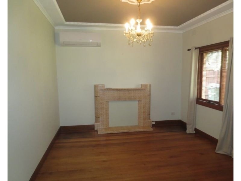 24 Station Street, Seaholme VIC 3018