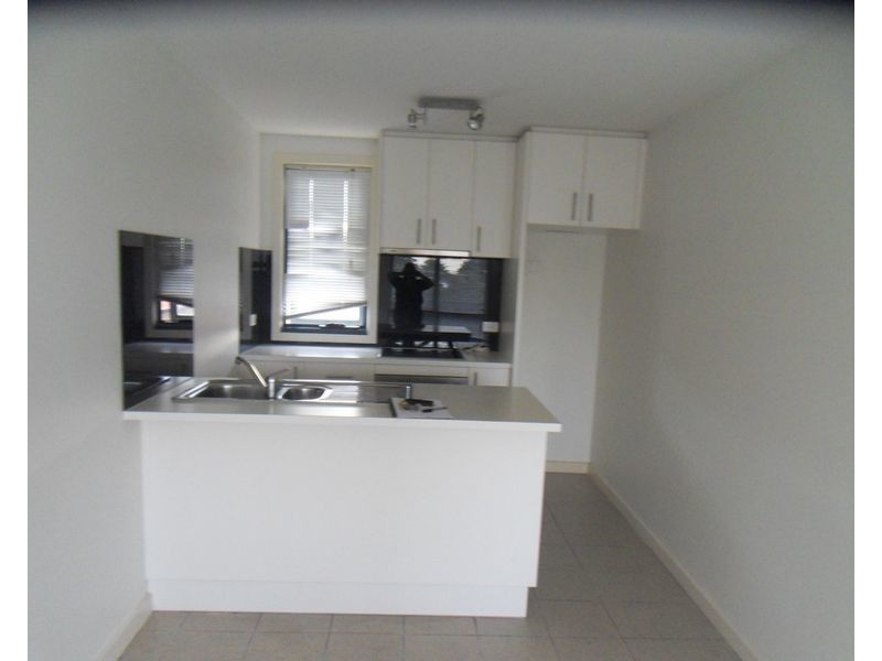 8/163 Queen Street, Altona VIC 3018