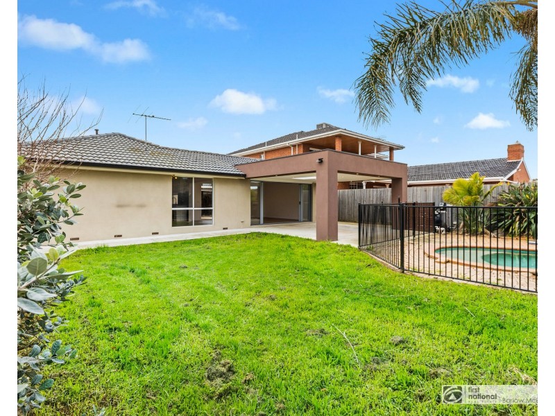 13 Investigator Grove, Altona Meadows VIC 3028