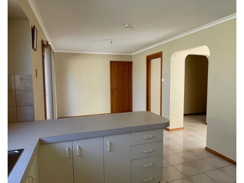 2/7 O’shannessy Court, Altona Meadows VIC 3028