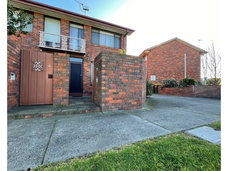 3/35 Grieve Parade, Altona VIC 3018