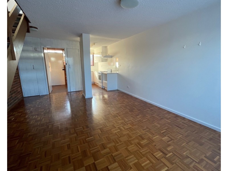 3/35 Grieve Parade, Altona VIC 3018