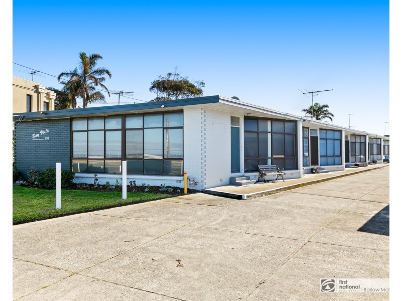 4/239 Esplanade, Altona VIC 3018