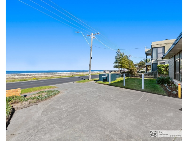 4/239 Esplanade, Altona VIC 3018