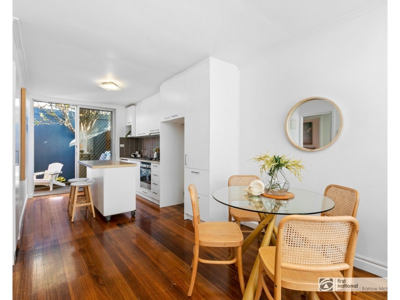 4/239 Esplanade, Altona VIC 3018