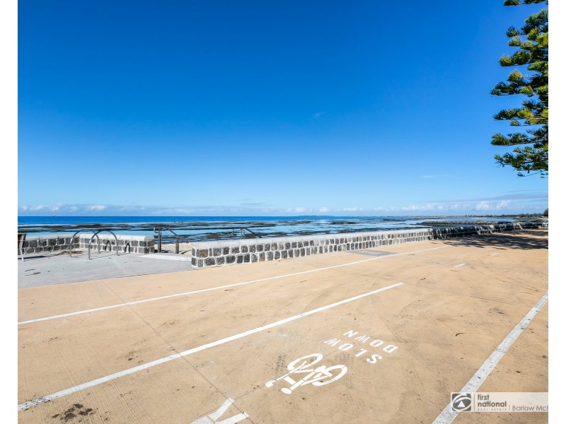 4/239 Esplanade, Altona VIC 3018