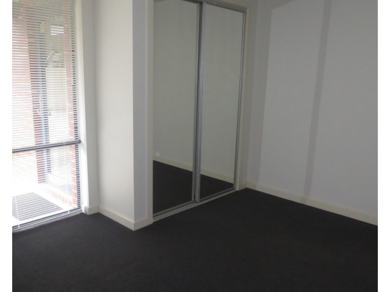 1/163 Queen Street, Altona VIC 3018