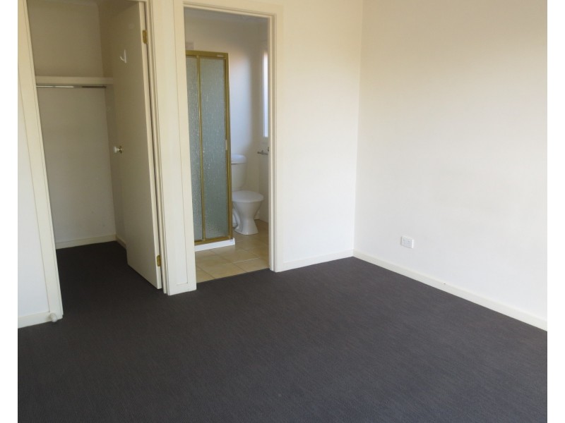 1/44 Dunnings Road, Seabrook VIC 3028