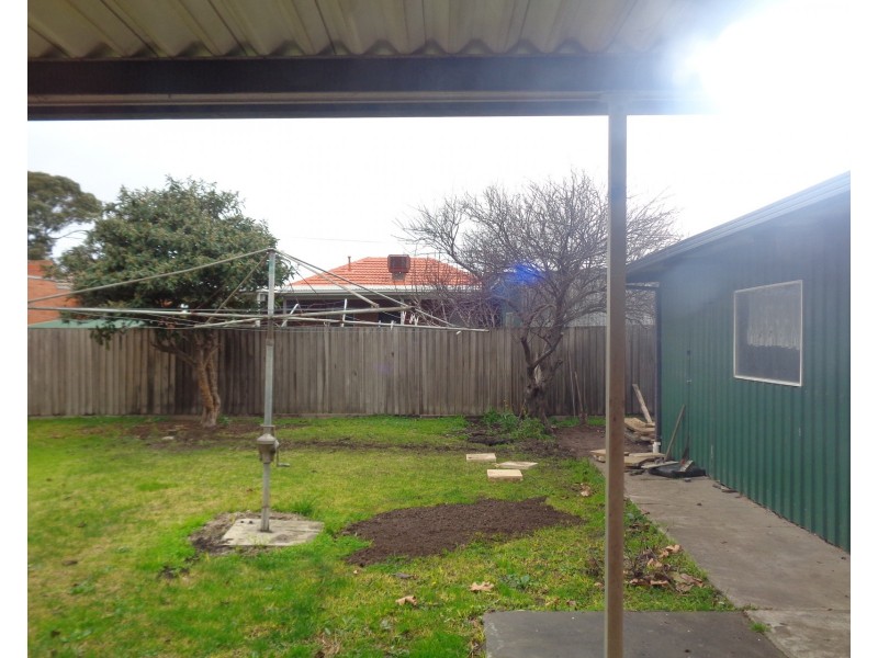 6 Lawrence Court, Altona North VIC 3025