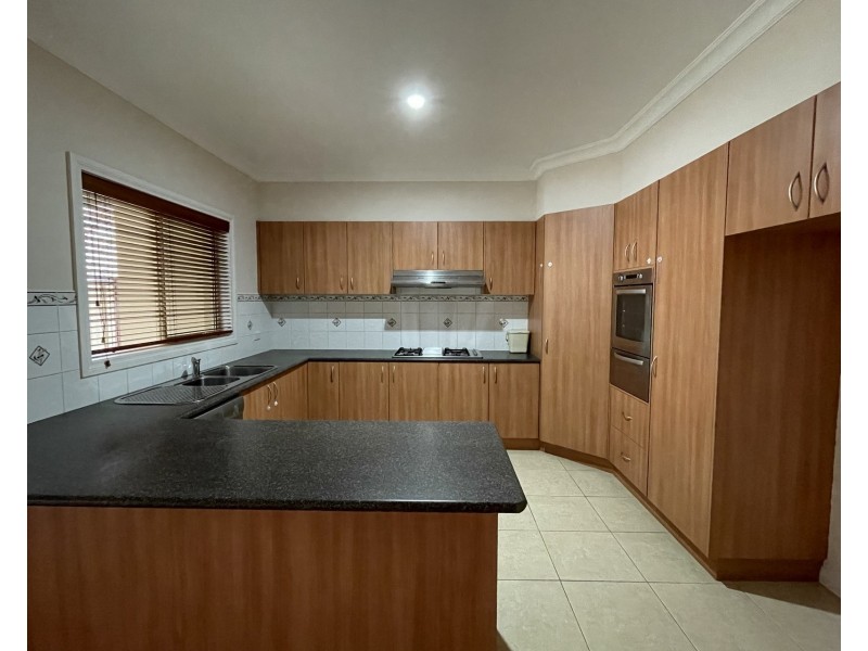 3/42 Blyth Street, Altona VIC 3018